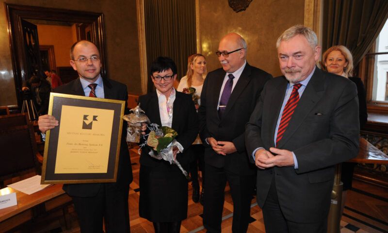 AMS wielokrotnie nagrodzono tytułem Mecenasa Kultury Krakowa