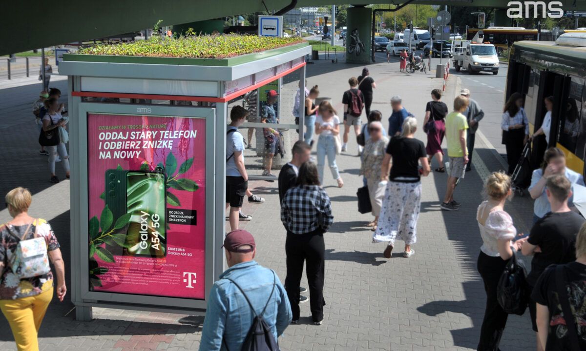 T-Mobile stawia na prośrodowiskową reklamę OOH